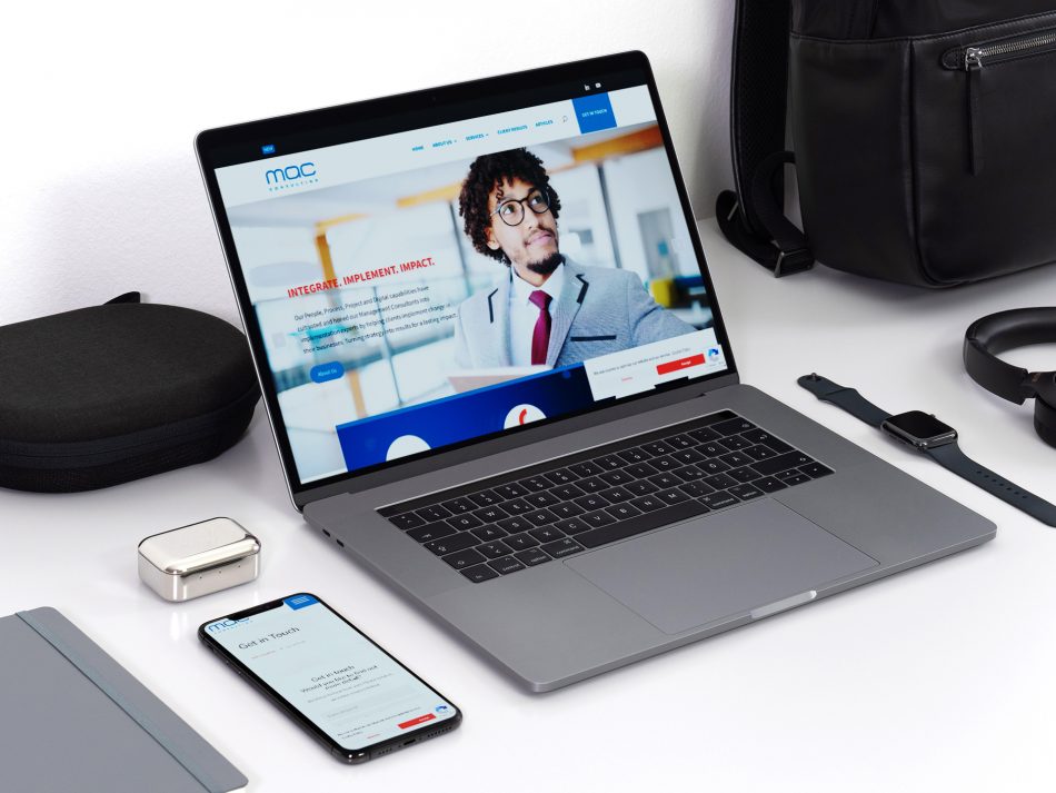 iPhone & Macbook | Mac Consulting Group